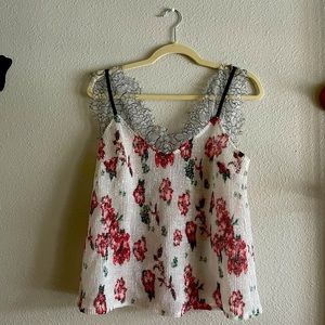 Beautiful Endless Rose top in S